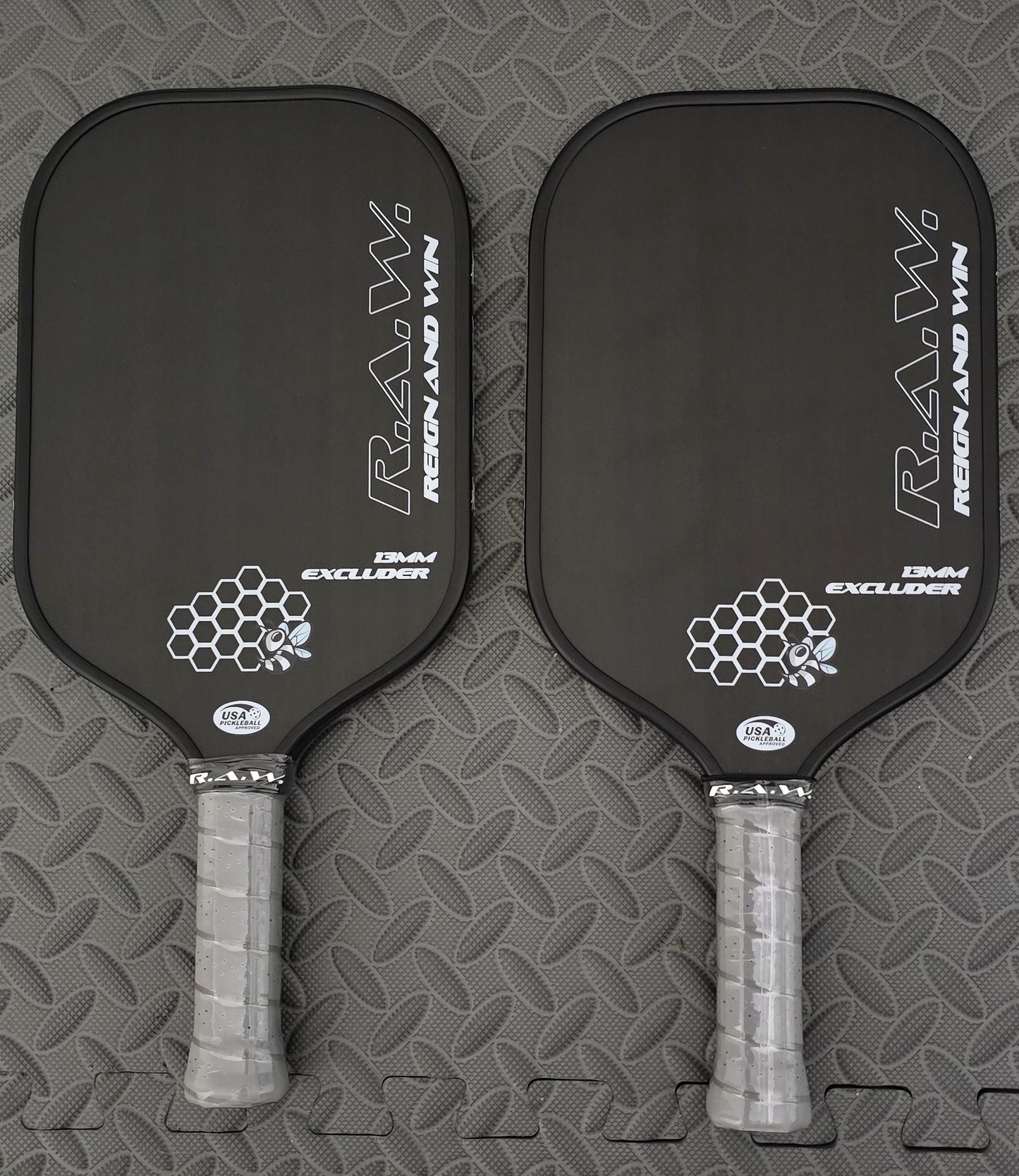 R.A.W. EXCLUDER Pickleball Paddle